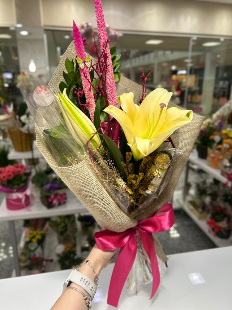 Lírio em Juta com Chocolate ❤️