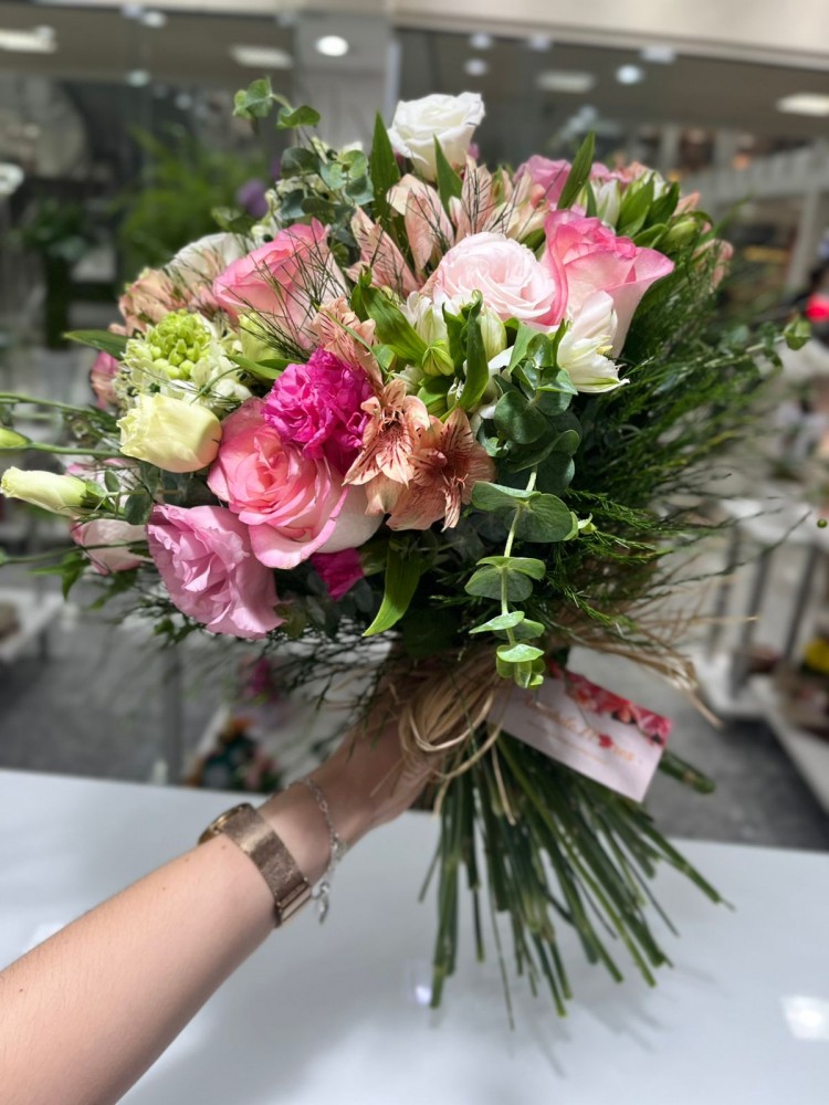 Buquê de Flores Aspiral 